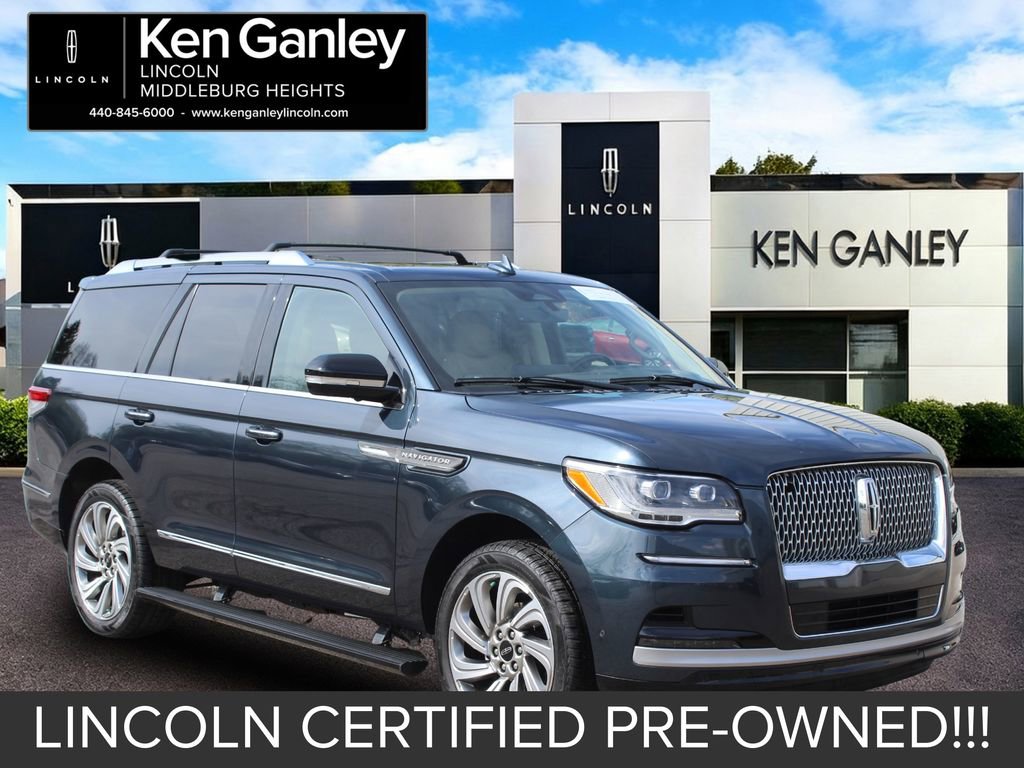 Used 2022 Lincoln Navigator Reserve AWD/4WD image 1