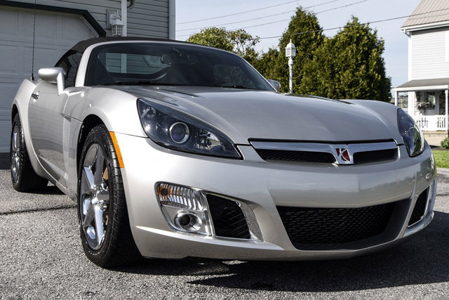 Used 2008 Saturn Sky Red Line RWD image 15