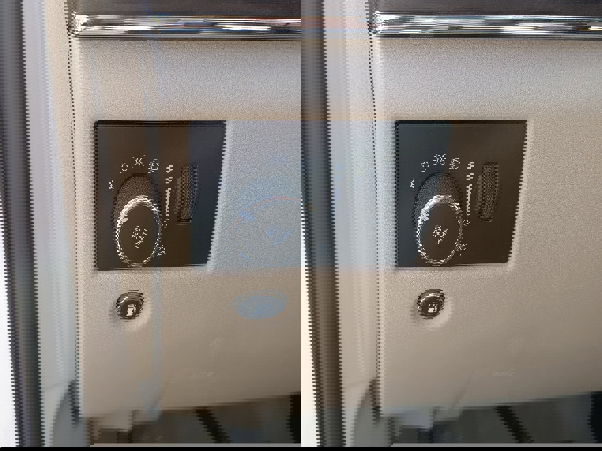 Used 2021 Jeep Grand Cherokee Overland image 21