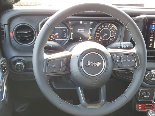 New 2025 Jeep Gladiator Rubicon w/ Convenience Group image 8