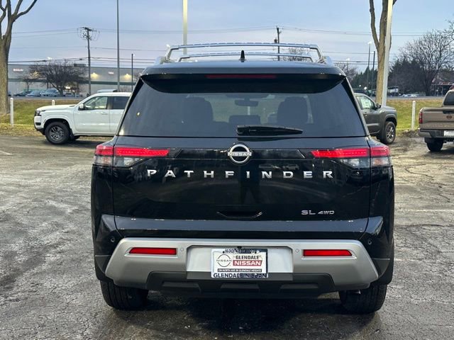 Certified 2025 Nissan Pathfinder SL image 5