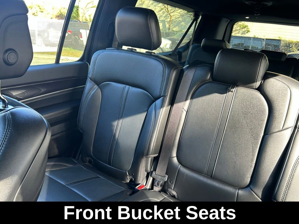 Certified 2024 Jeep Wagoneer L Base image 14