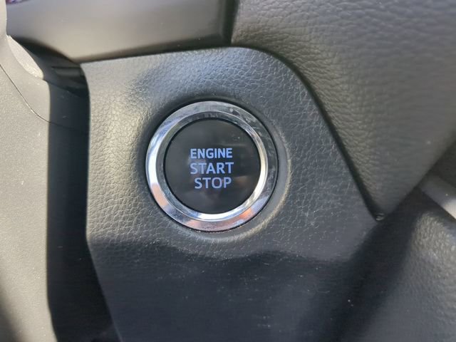 Used 2022 Toyota RAV4 XLE Premium image 31