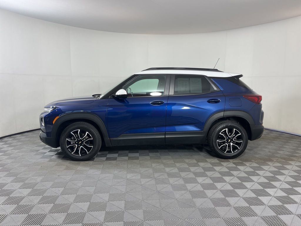 Used 2022 Chevrolet TrailBlazer ACTIV image 2
