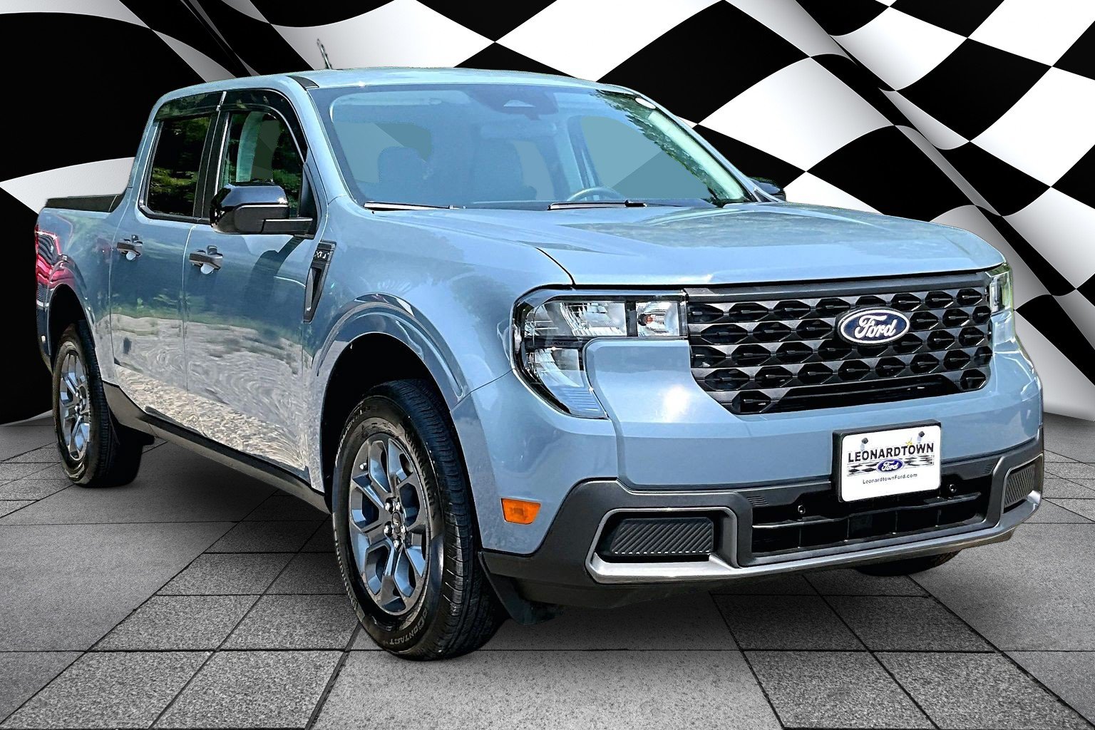 Used 2025 Ford Maverick XLT w/ Equipment Group 301A AWD/4WD image 11