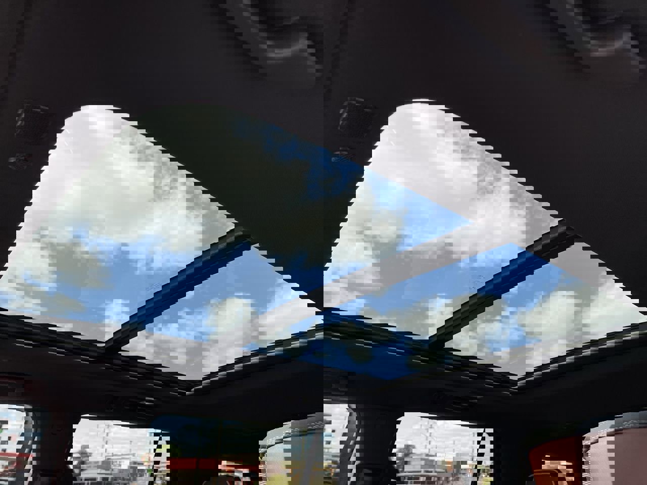 Certified 2024 GMC Yukon Denali Ultimate image 19