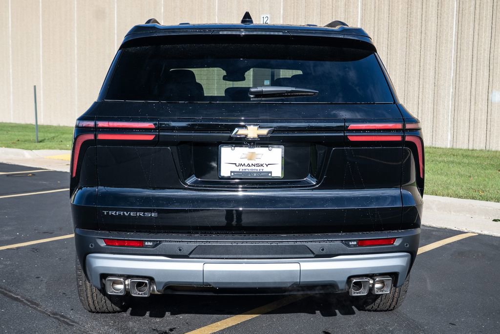 New 2026 Chevrolet Traverse LT image 6