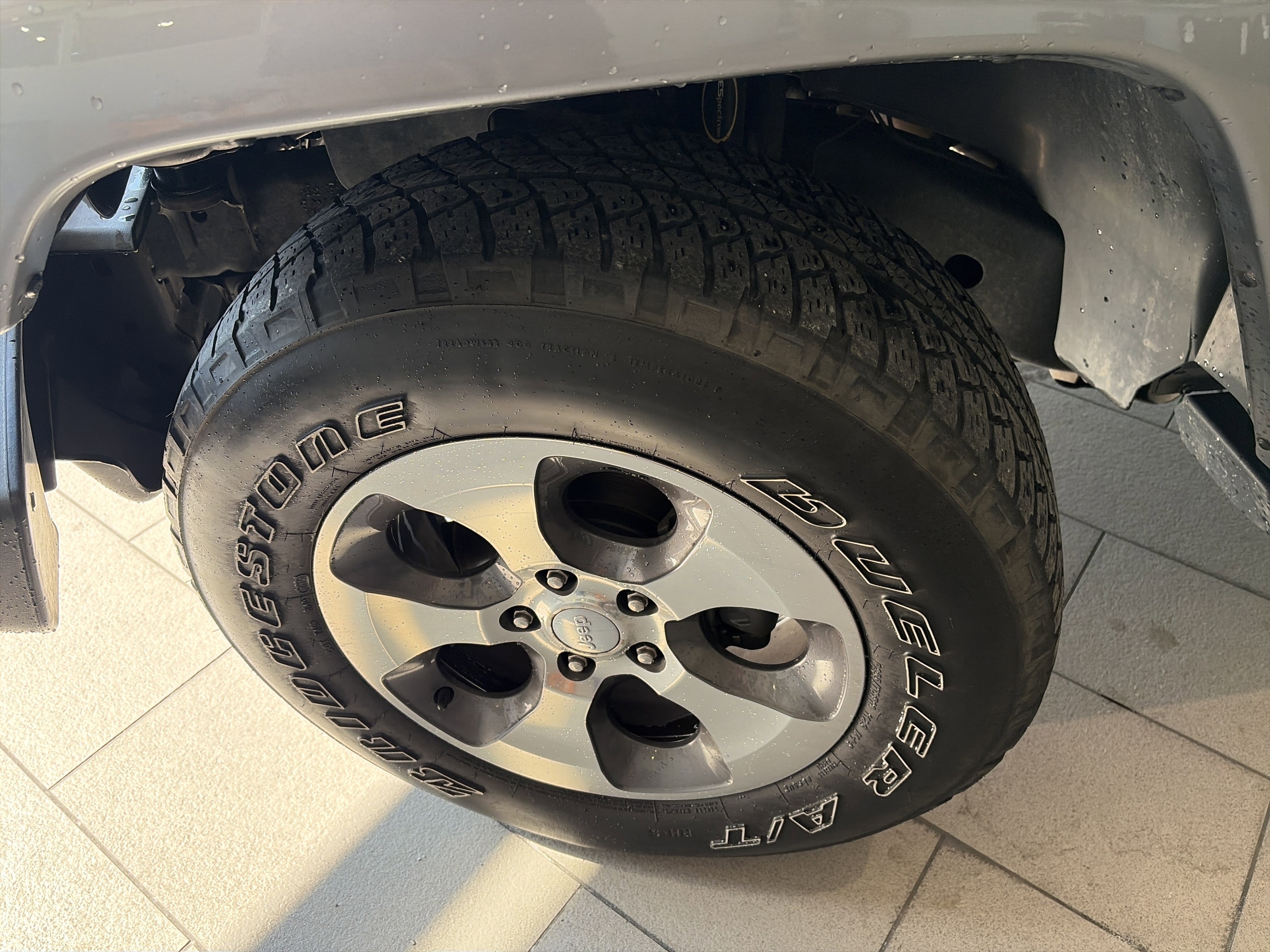 Used 2017 Jeep Wrangler Unlimited Sahara image 12