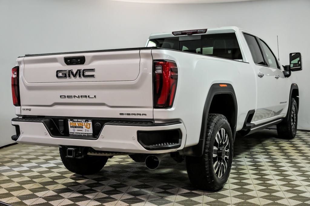 Used 2024 GMC Sierra 2500 Denali Ultimate AWD/4WD image 6