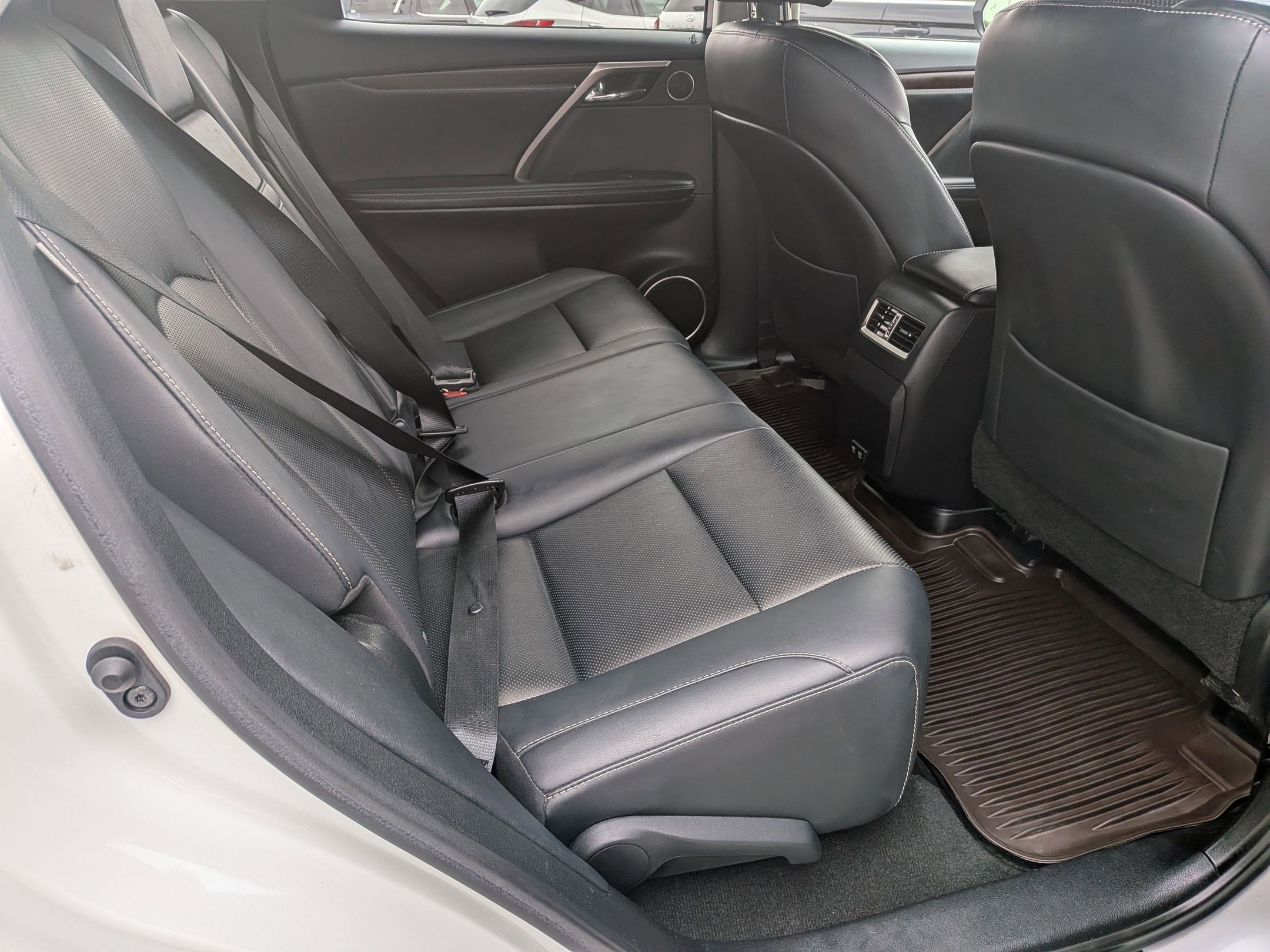 Used 2020 Lexus RX 350 AWD w/ Premium Package image 32