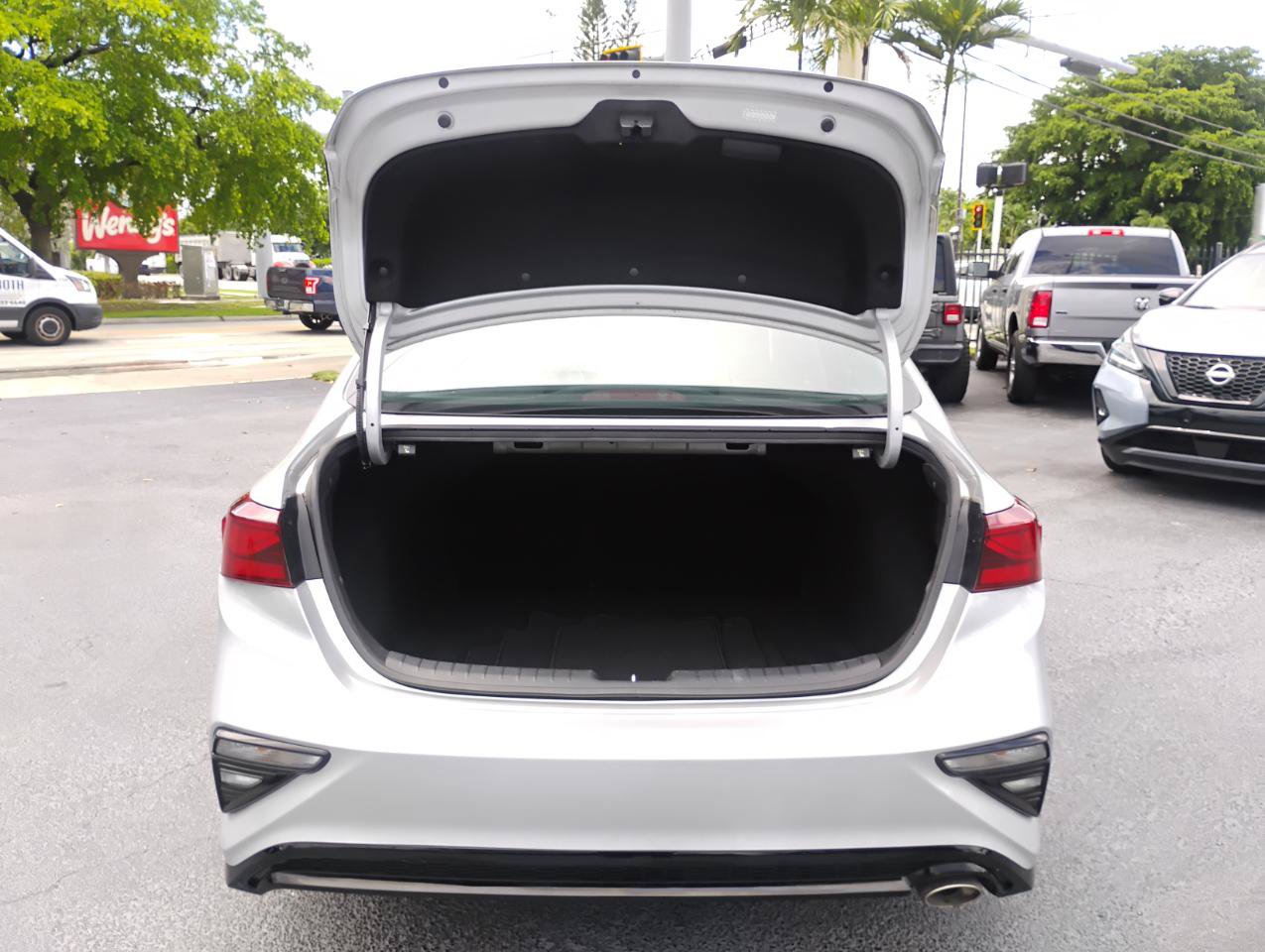 Used 2021 Kia Forte LXS FWD image 13