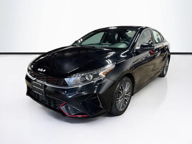 Used 2023 Kia Forte GT-Line w/ GT-Line Premium Package FWD image 3