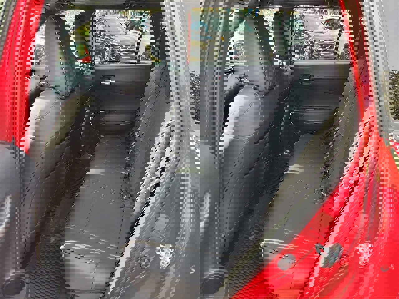 Used 2025 Toyota Corolla Cross AWD Hybrid image 11