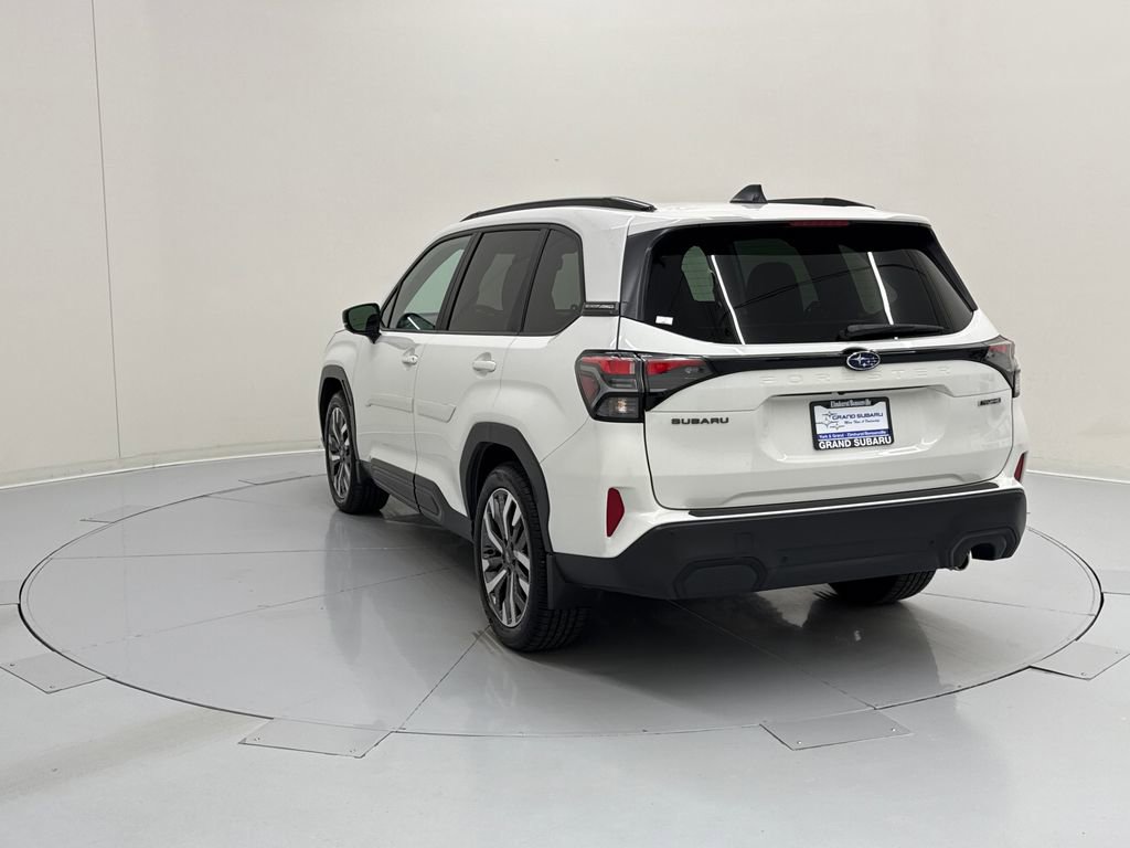 Used 2026 Subaru Forester Touring AWD/4WD image 3
