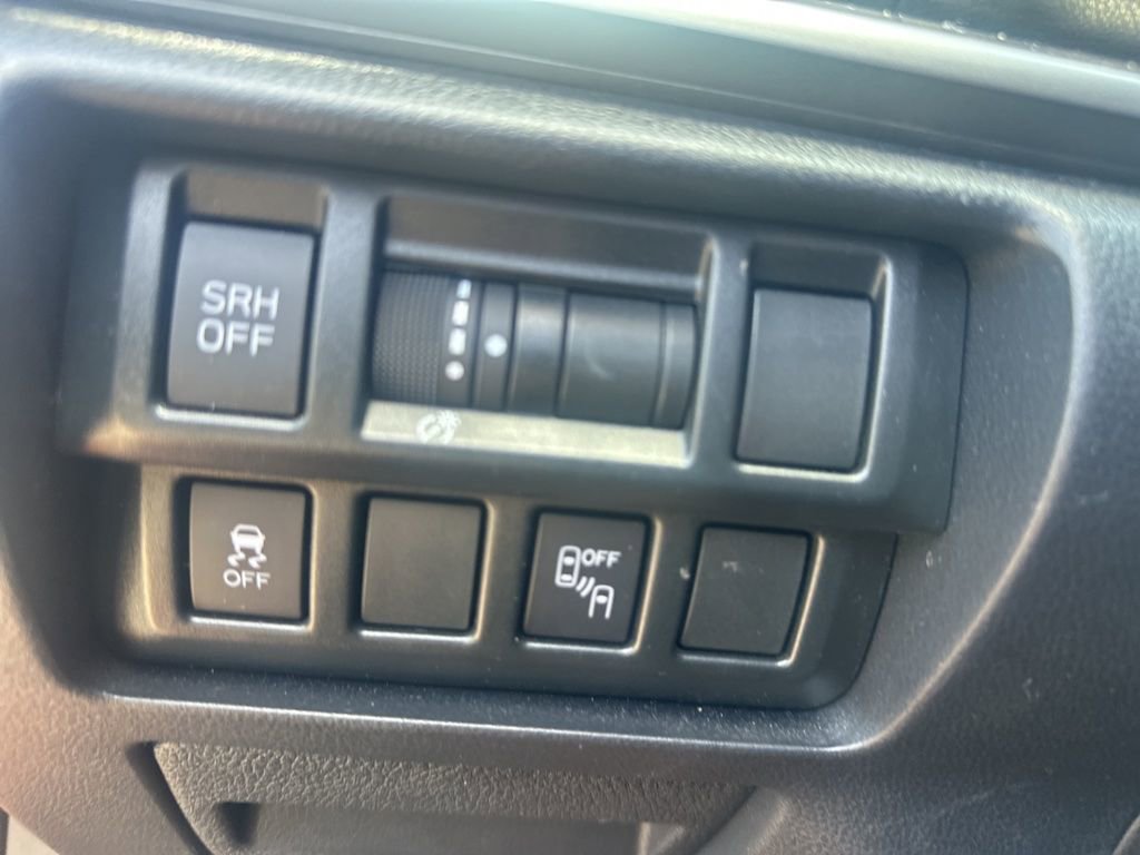 Used 2018 Subaru Crosstrek 2.0i Limited AWD/4WD image 9