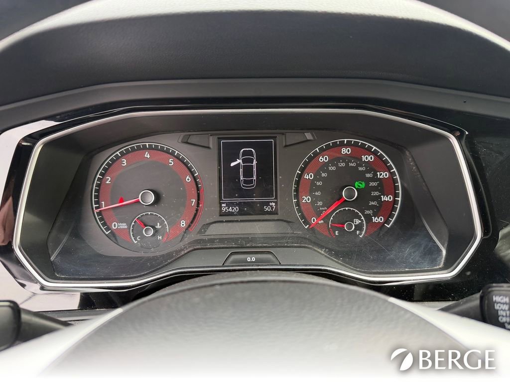 Used 2021 Volkswagen Jetta SE image 24