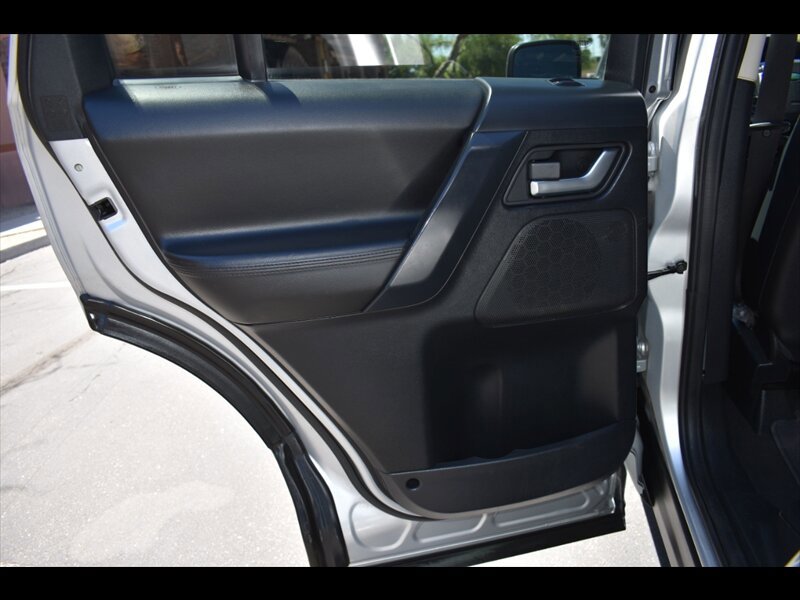 Used 2014 Land Rover LR2 AWD/4WD image 21