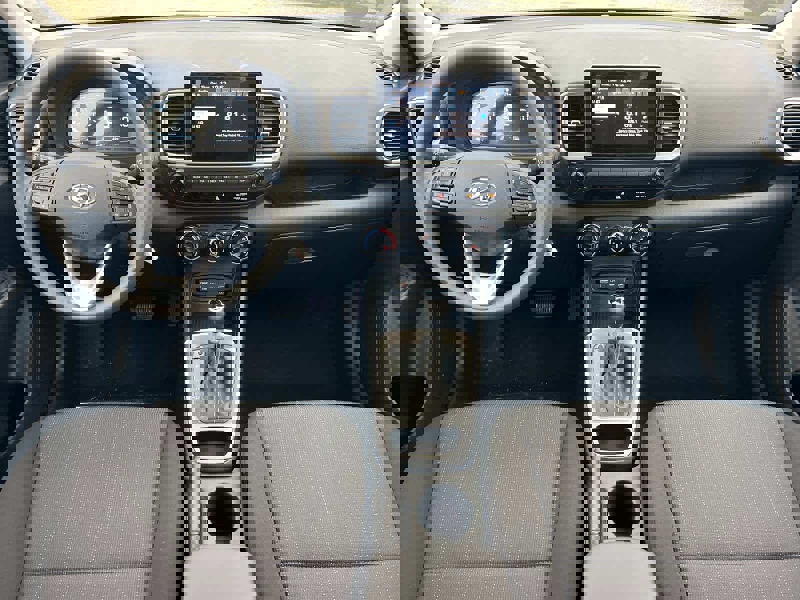 New 2026 Hyundai Venue SE image 3