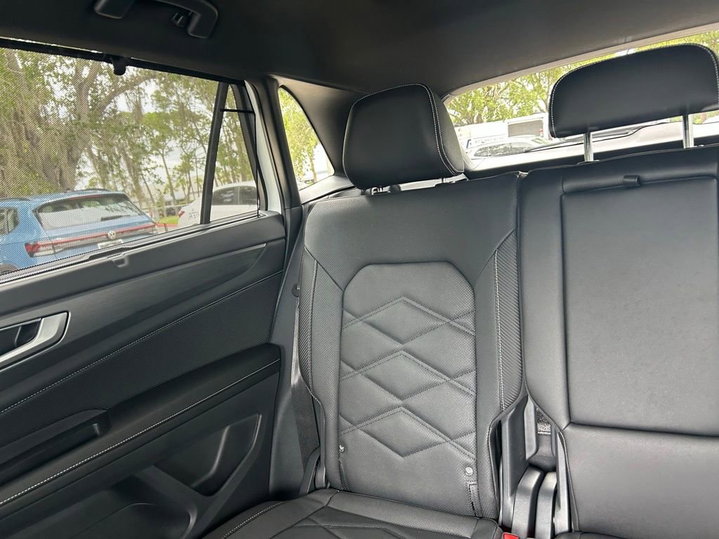 New 2026 Volkswagen Atlas Cross Sport SE AWD/4WD image 12