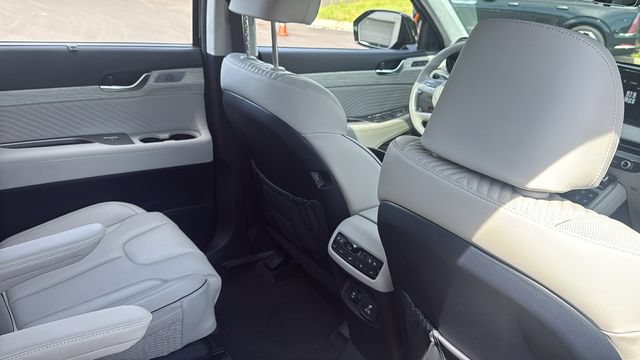 Used 2024 Hyundai Palisade AWD image 15