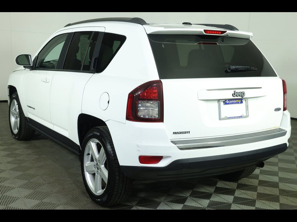 Used 2014 Jeep Compass Latitude image 13