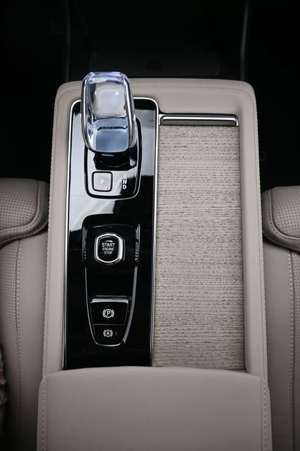 New 2026 Volvo XC90 B6 Ultra w/ Protection Package image 10