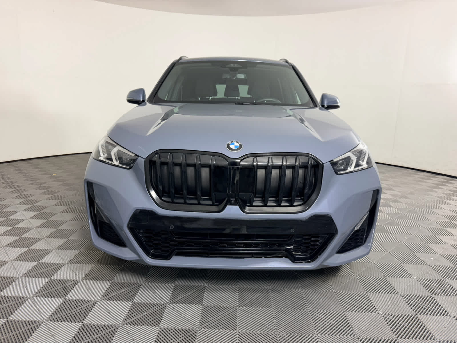 Used 2025 BMW X1 xDrive28i w/ Technology Package AWD/4WD image 7
