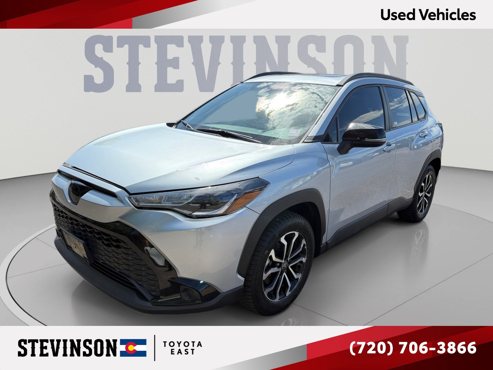 Used 2025 Toyota Corolla Cross AWD Hybrid w/ Moonroof Package image 1