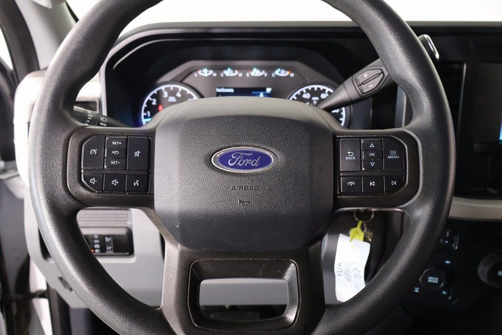 Used 2023 Ford F350 XL w/ FX4 Off-Road Package image 3
