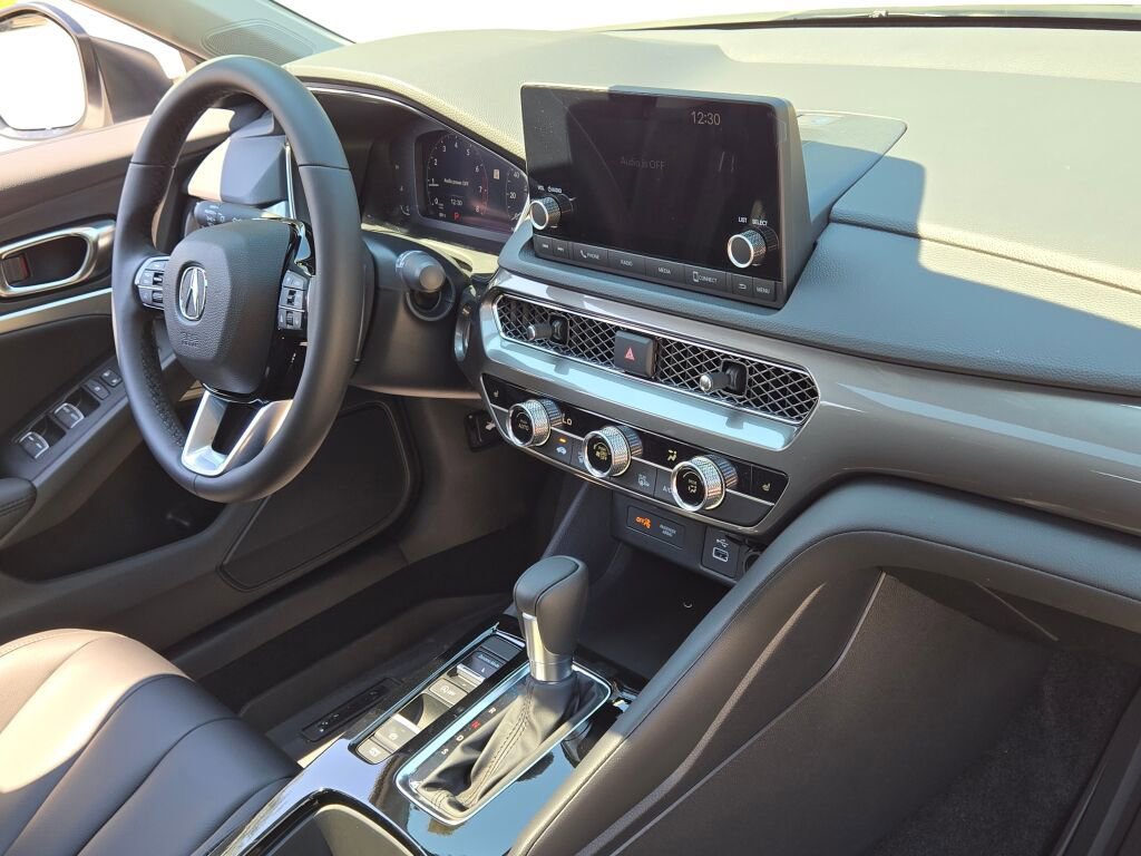 New 2025 Acura Integra Base image 8