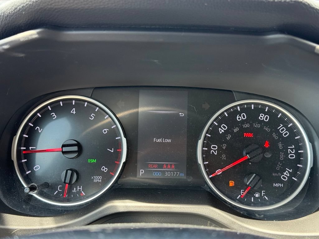 Certified 2021 Toyota RAV4 LE AWD/4WD image 10