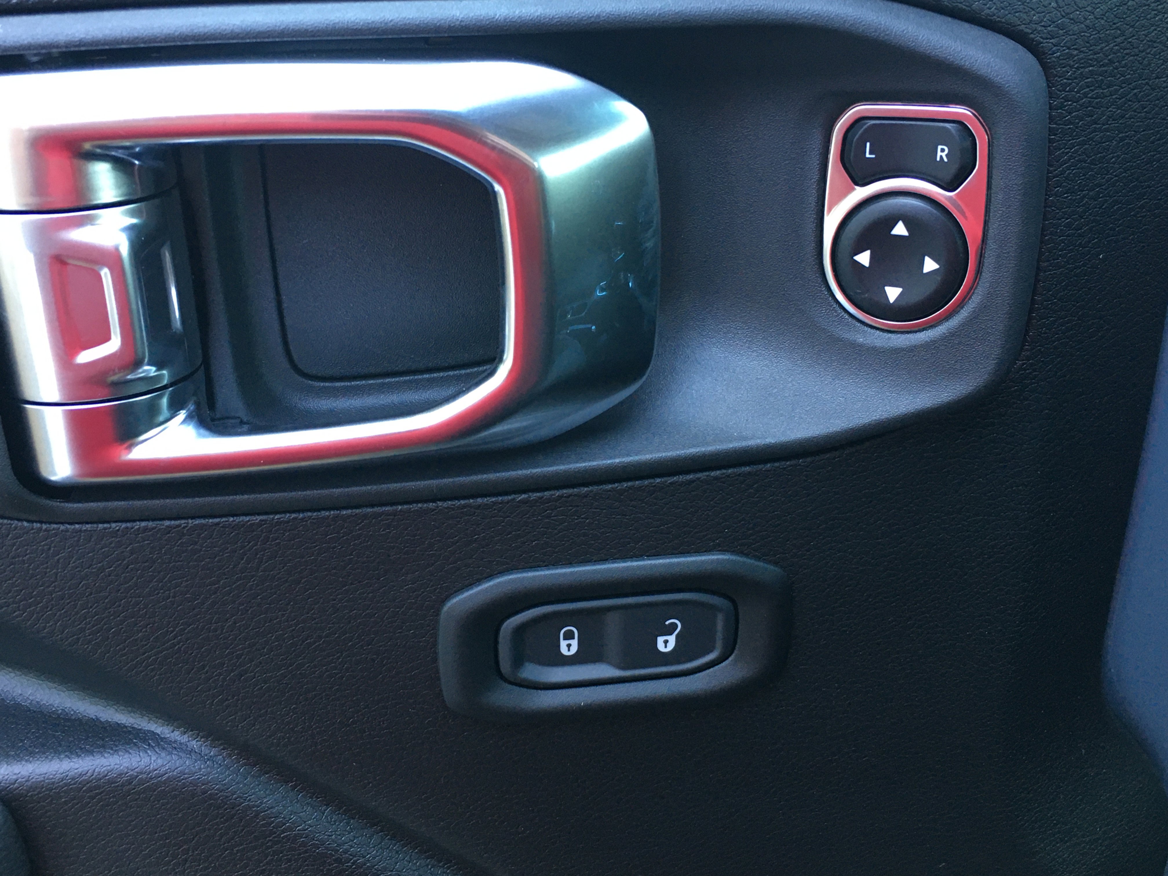 New 2025 Jeep Gladiator Rubicon w/ Convenience Group image 14