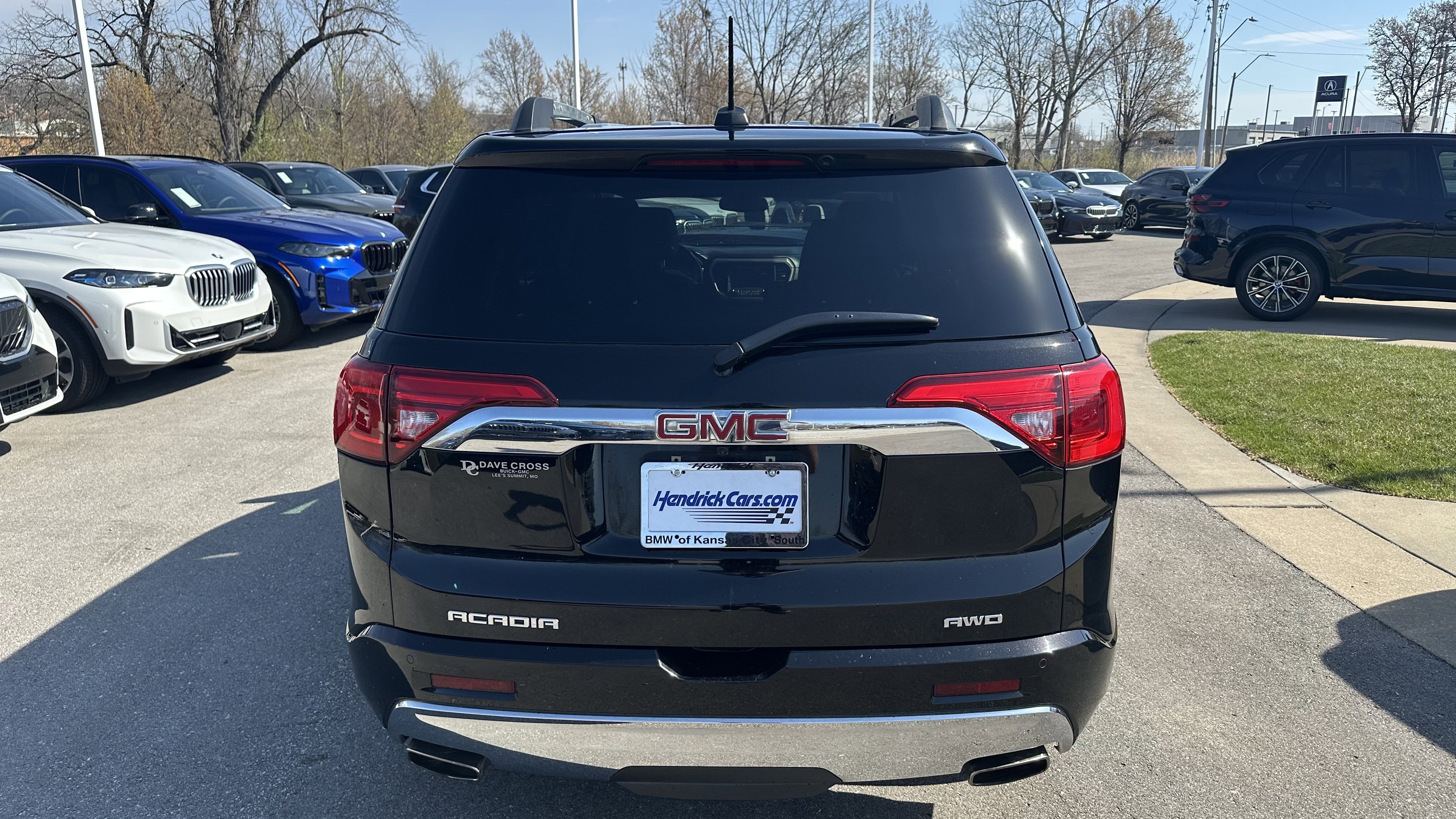 Used 2017 GMC Acadia Denali w/ Technology Package image 9