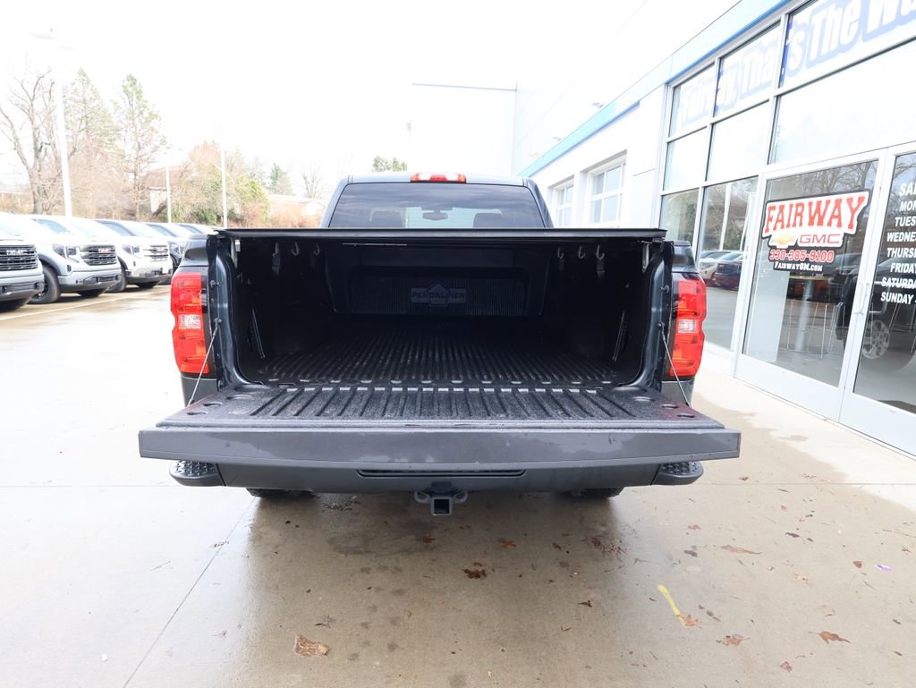 Used 2018 Chevrolet Silverado 1500 LT w/ All Star Edition image 28