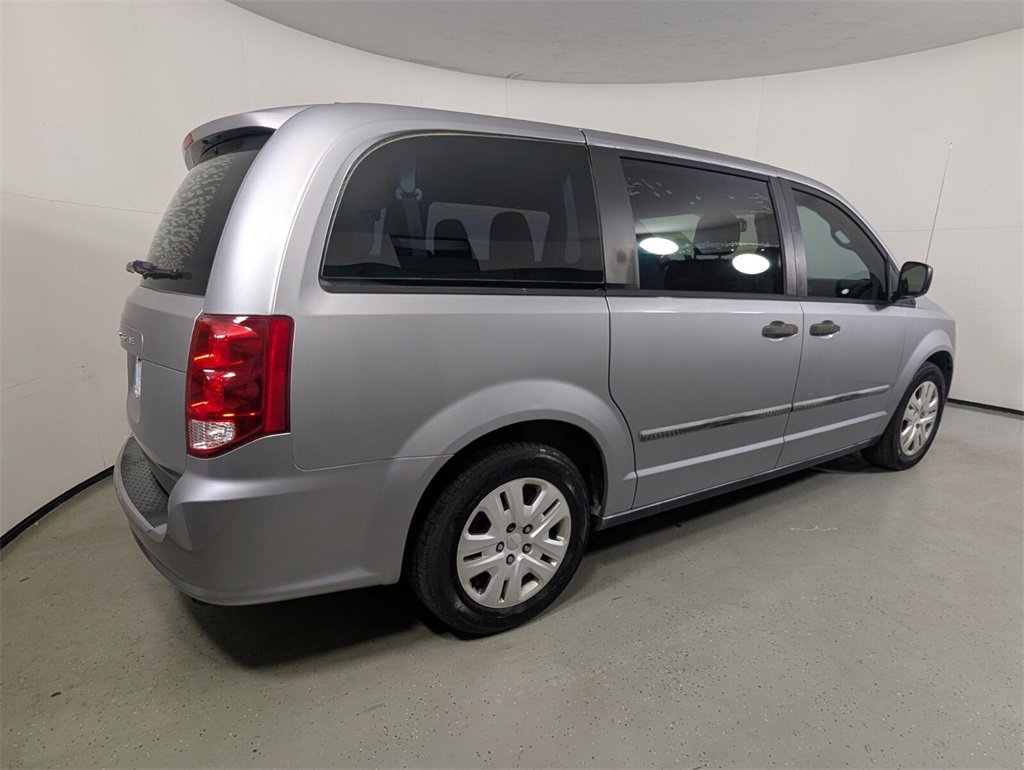 Used 2015 Dodge Grand Caravan American Value Package w/ UConnect Hands-Free Group image 7