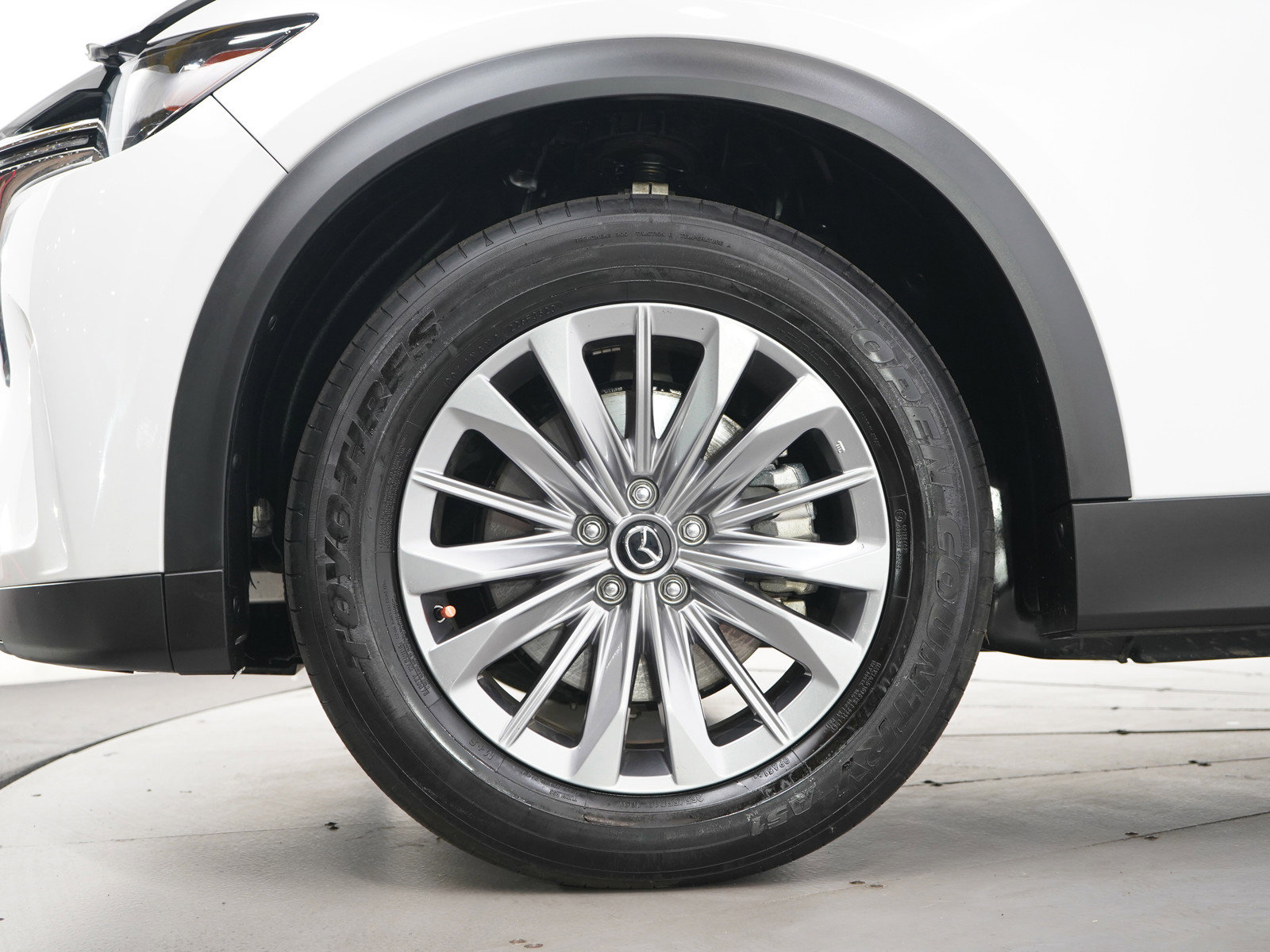 Certified 2024 MAZDA CX-90 Plug-In Hybrid w/ Preferred image 33