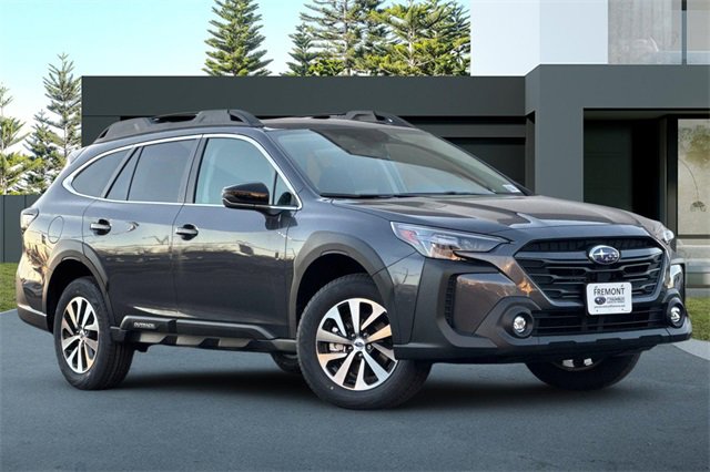 New 2025 Subaru Outback Premium image 2