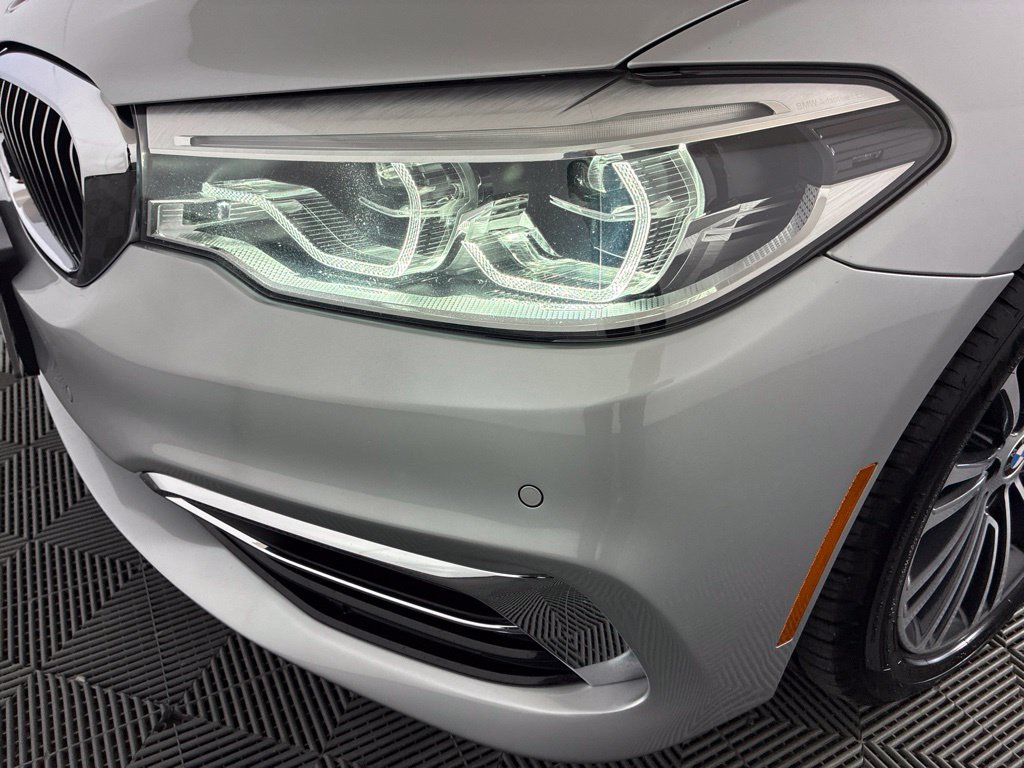 Used 2019 BMW 530i RWD image 9