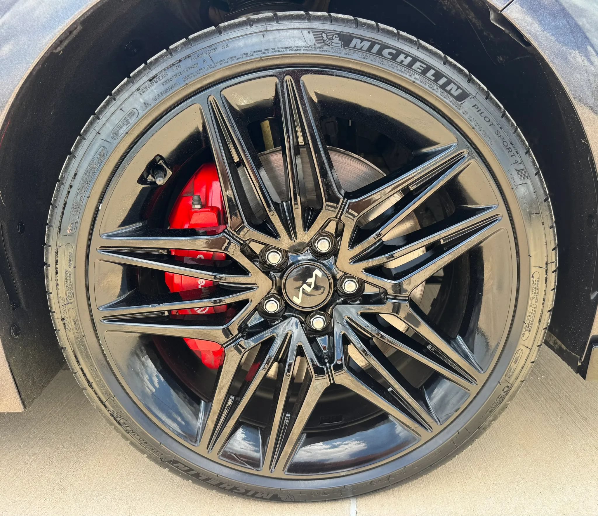 Used 2023 Kia Stinger GT2 RWD image 19