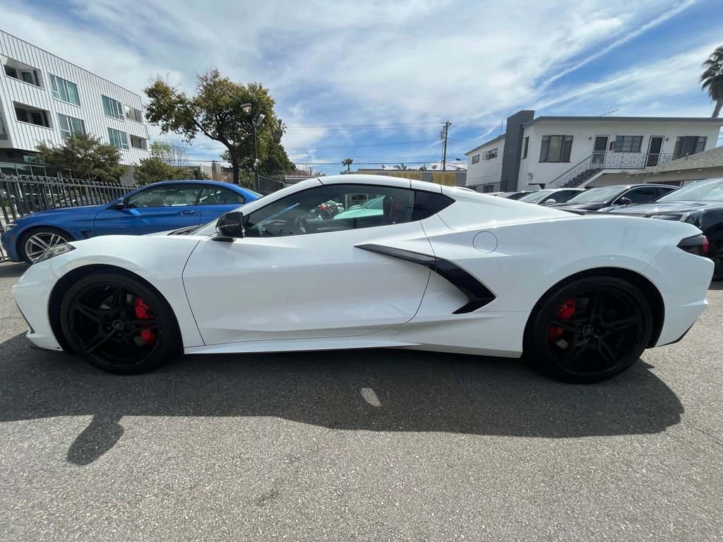 Used 2021 Chevrolet Corvette Stingray Preferred Cpe w/ Z51 Performance Package RWD image 11