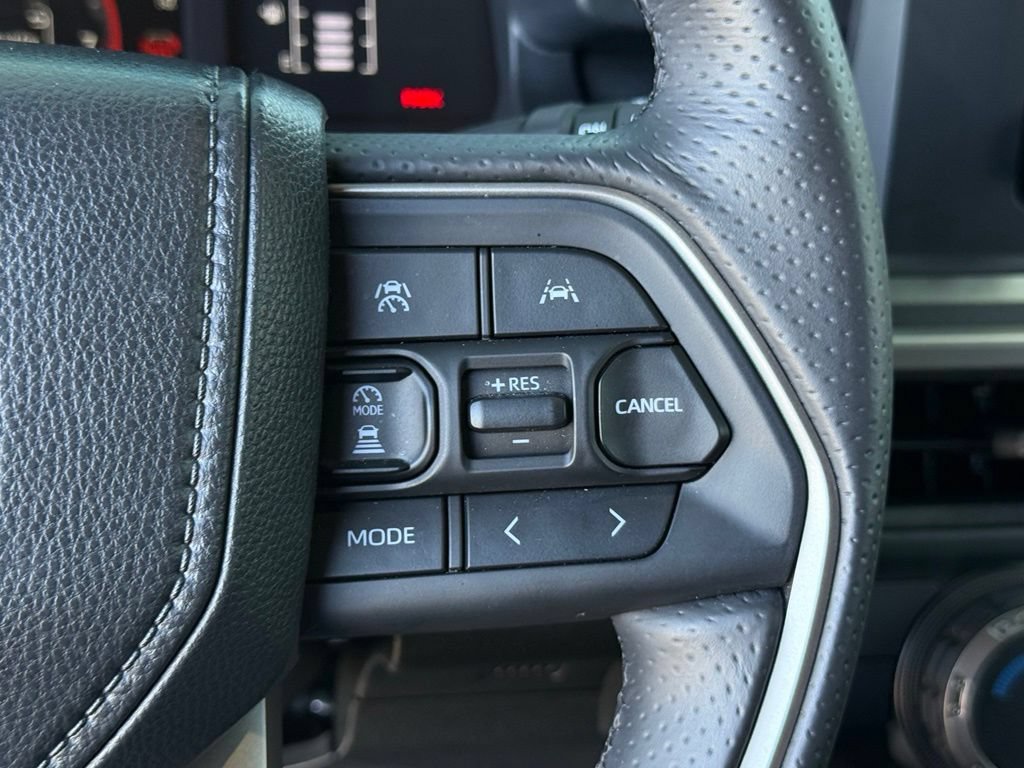 Certified 2026 Toyota 4Runner SR5 AWD/4WD image 23