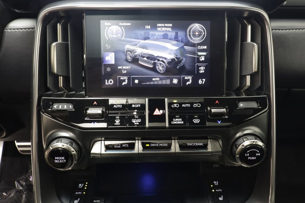 Used 2024 Lexus LX 600 F Sport AWD/4WD image 13