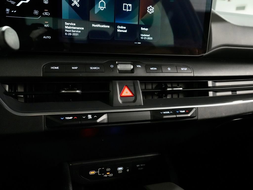 Used 2025 Kia K4 EX image 19