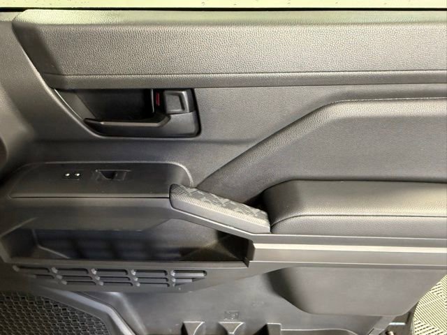 Used 2024 Toyota Tacoma SR5 AWD/4WD image 37