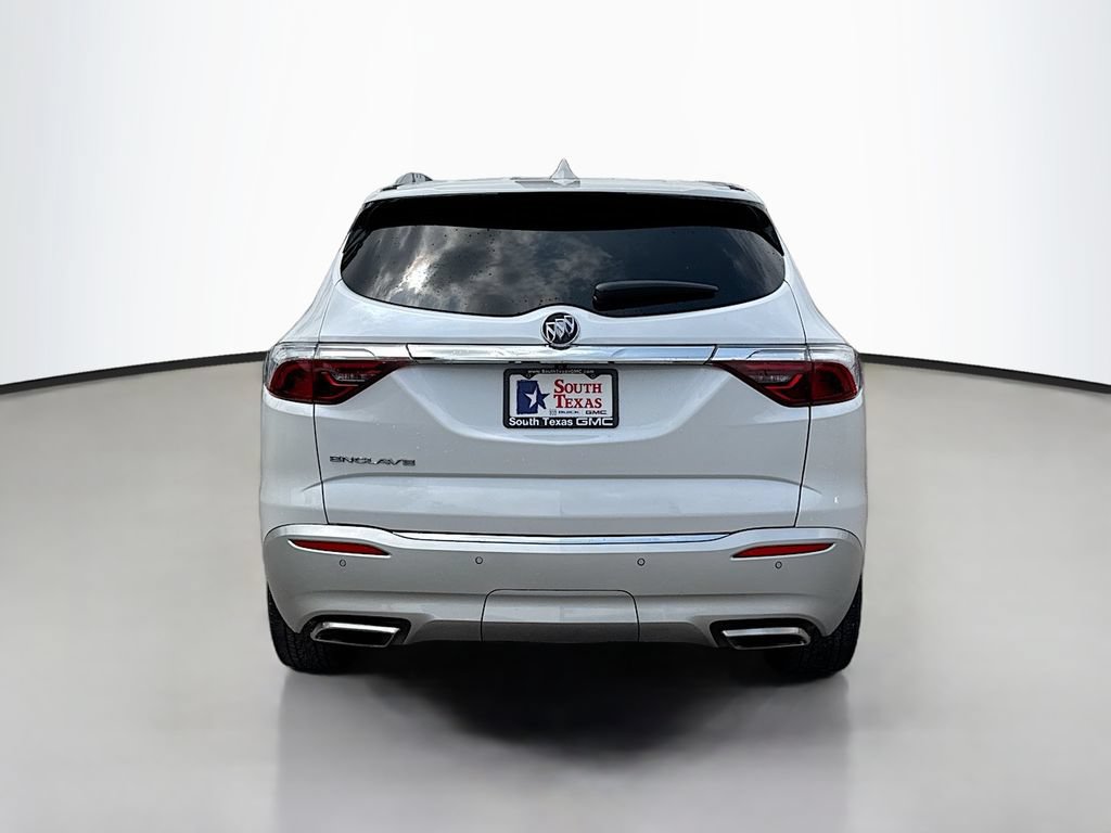 Used 2023 Buick Enclave Essence w/ Experience Buick Package FWD image 6