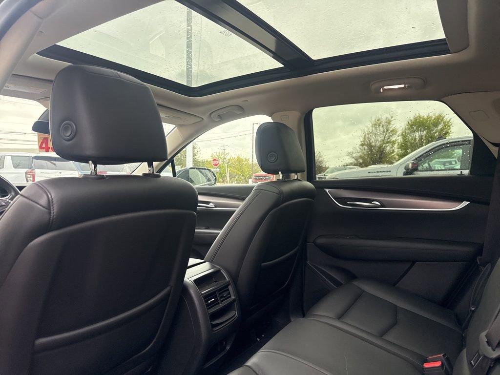 Used 2019 Cadillac XT5 Luxury AWD/4WD image 14