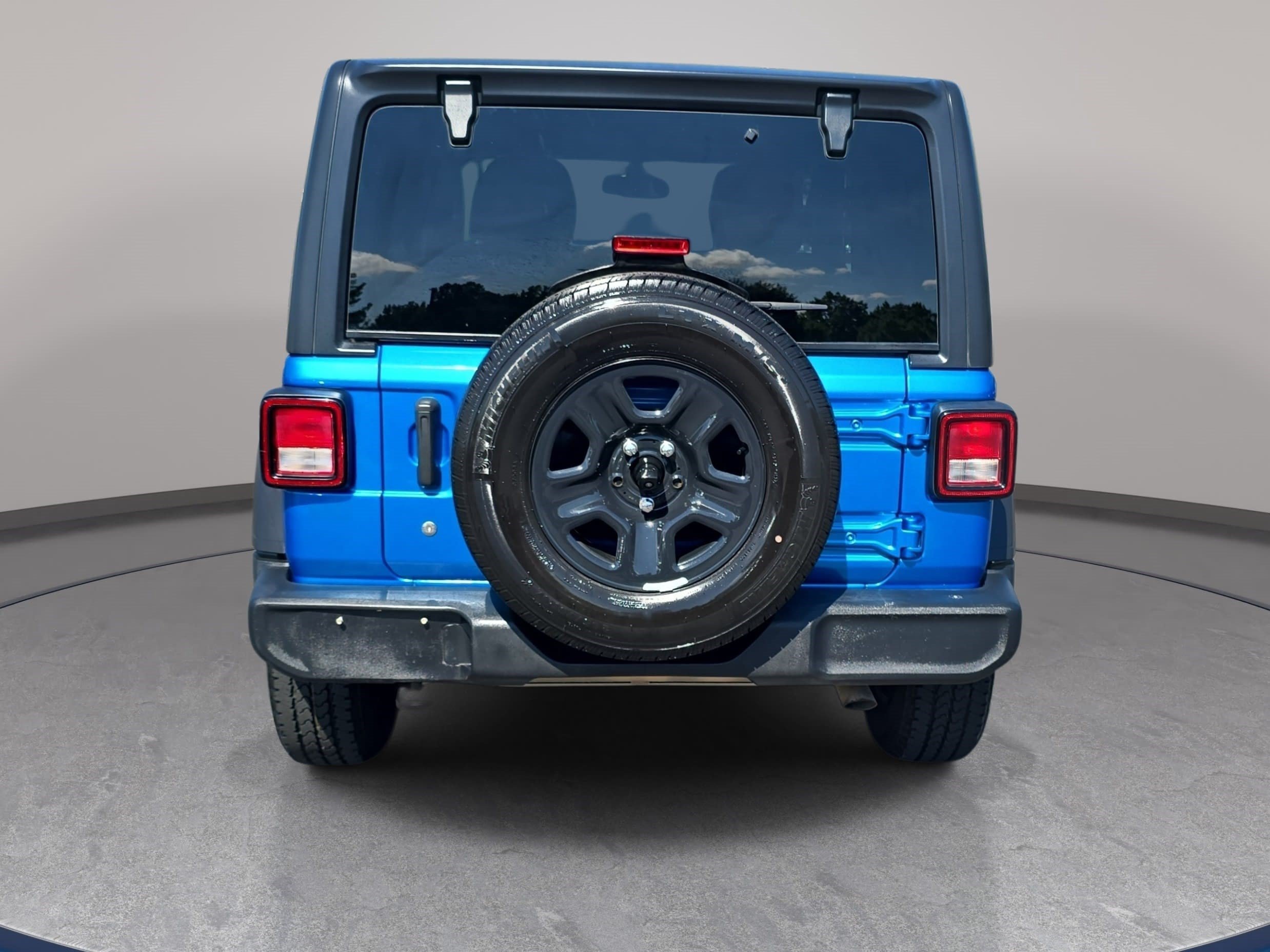Used 2023 Jeep Wrangler Sport AWD/4WD image 6