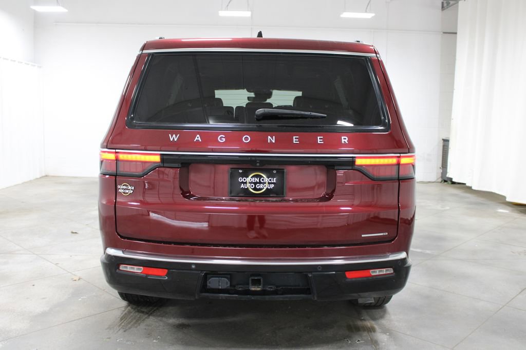 Used 2024 Jeep Wagoneer Series III AWD/4WD image 8