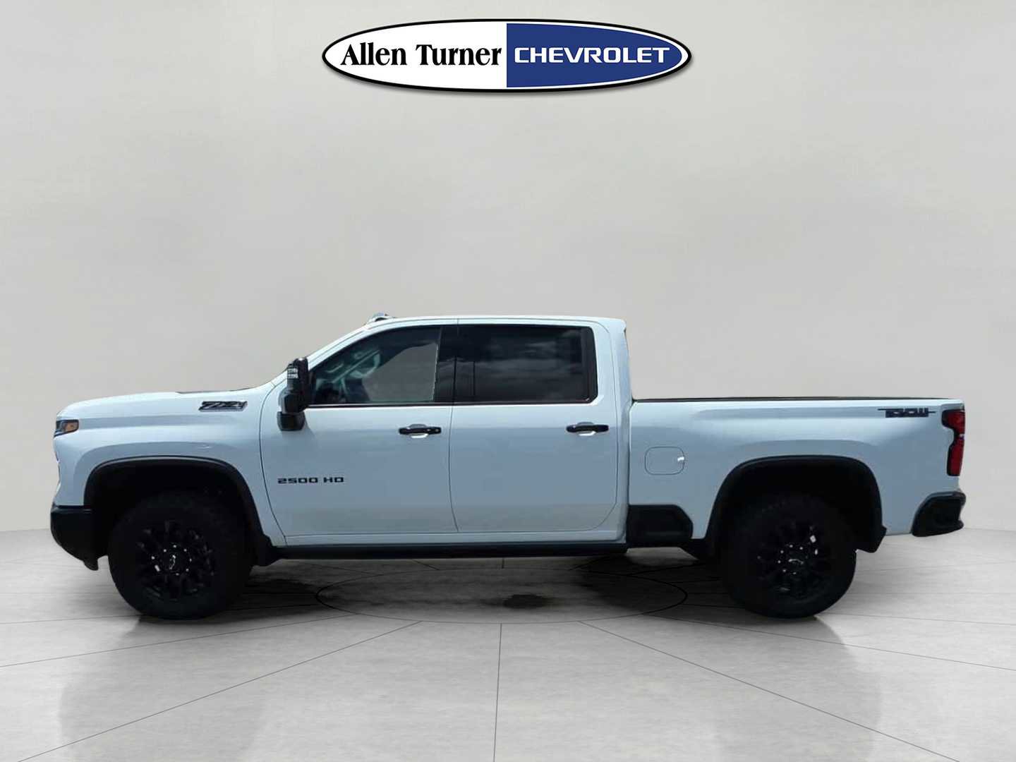 New 2026 Chevrolet Silverado 2500 LTZ w/ LTZ Plus Package AWD/4WD image 6