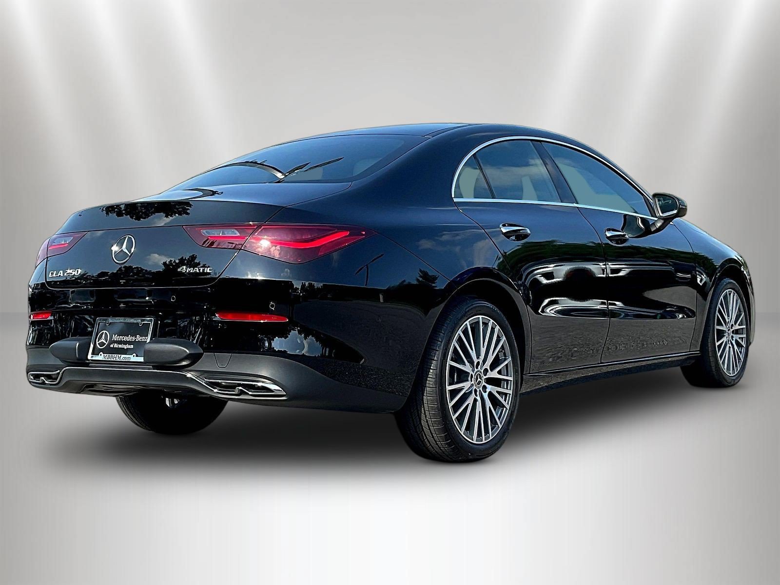 Used 2025 Mercedes-Benz CLA 250 4MATIC image 7